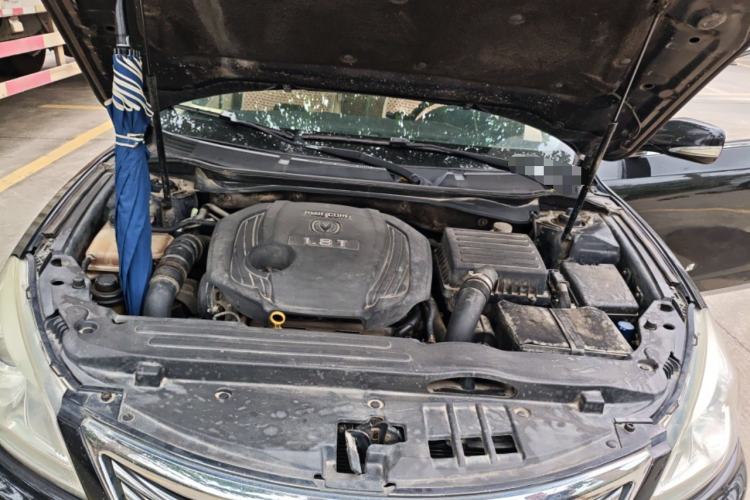 Used CHANGAN Raeton 2014 1.8T Automatic Elite Anniversary Edition China V Standard Engine Bay