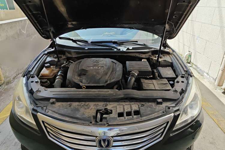 Used CHANGAN Raeton 2014 1.8T Automatic Elite Anniversary Edition China IV Standard Engine Bay