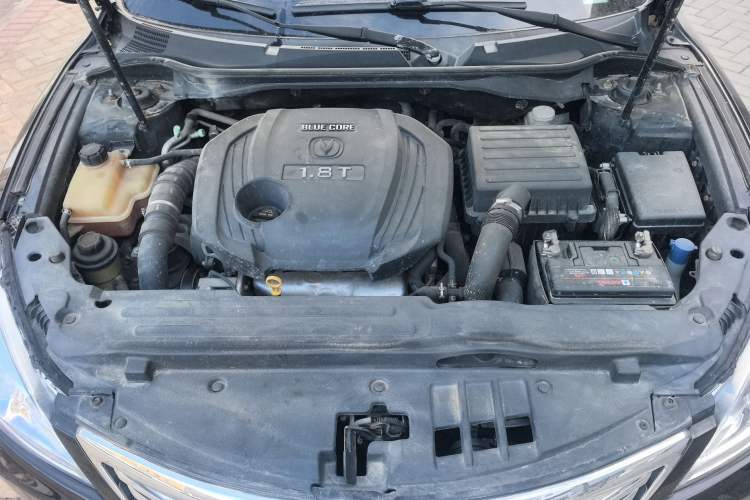 Used CHANGAN Raeton 2014 1.8T Automatic Elite Anniversary Edition China IV Standard Engine Bay