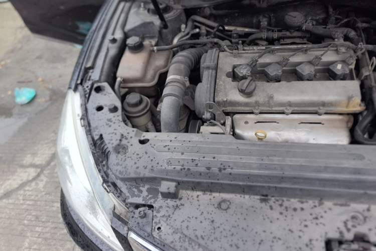 Used CHANGAN Raeton 2014 1.8T Automatic Elite Anniversary Edition China IV Standard Engine Bay Right