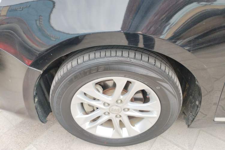 Used CHANGAN Raeton 2014 1.8T Automatic Elite Anniversary Edition China IV Standard Exterior 4
