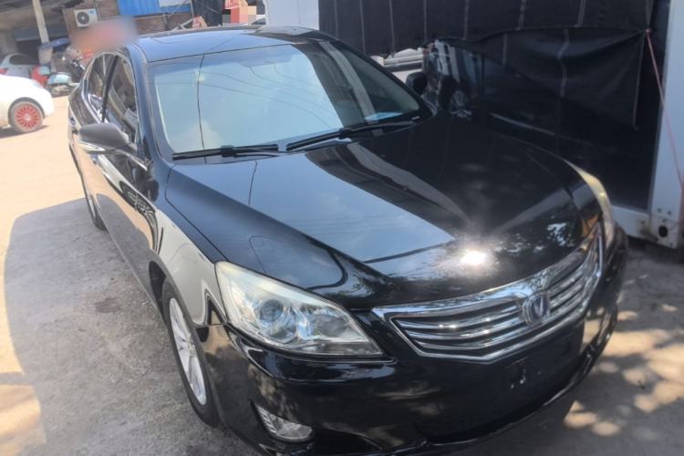 Used CHANGAN Raeton 2014 1.8T Automatic Elite Anniversary Edition China IV Standard Front Right 45 Deg