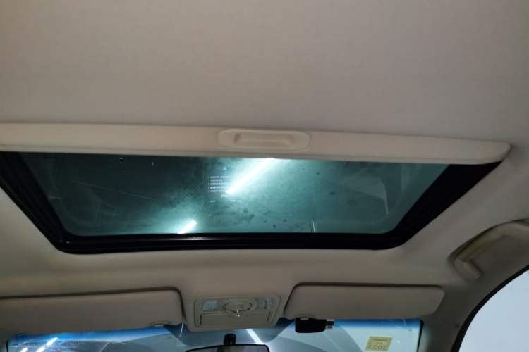Used CHANGAN Raeton 2014 1.8T Automatic Elite Anniversary Edition China IV Standard Headliner