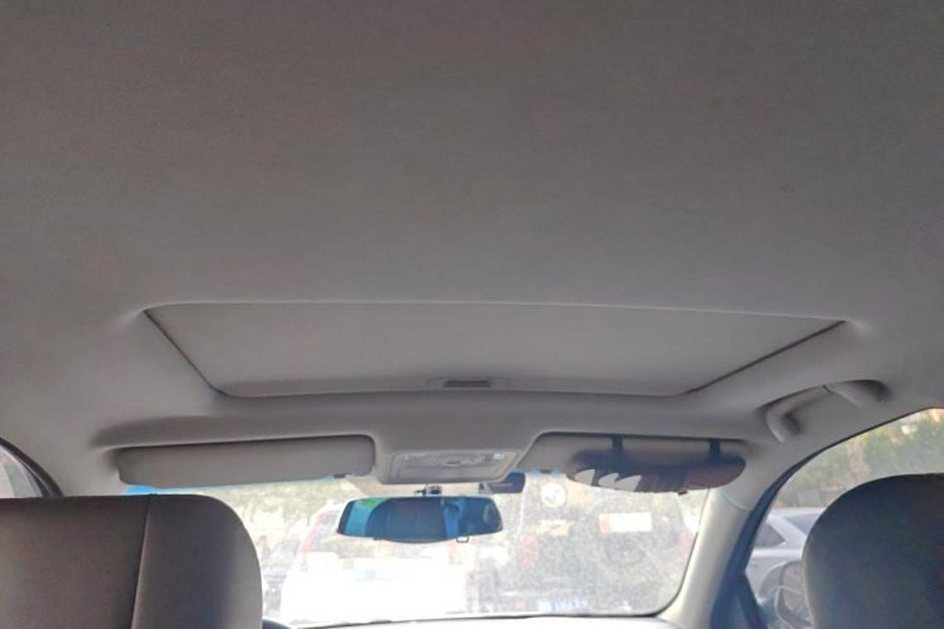 Used CHANGAN Raeton 2014 1.8T Automatic Prestige Anniversary Edition China V Standard Headliner