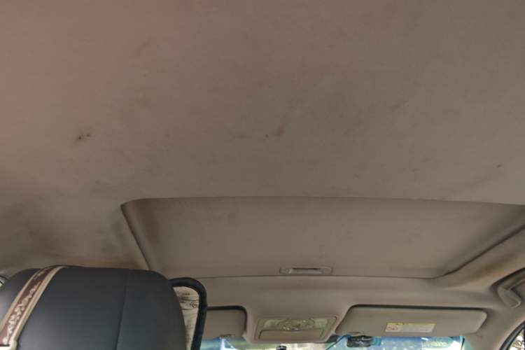 Used CHANGAN Raeton 2014 1.8T Automatic Prestige Anniversary Edition China IV Standard Headliner