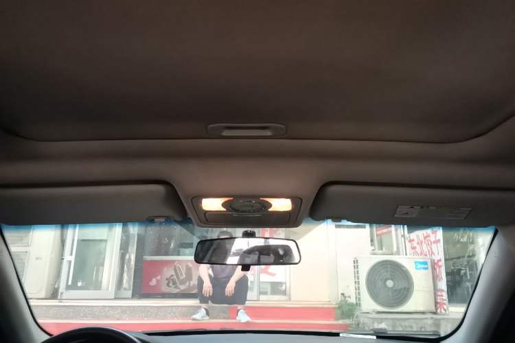 Used CHANGAN Raeton 2014 1.8T Automatic Prestige Anniversary Edition China IV Standard Headliner