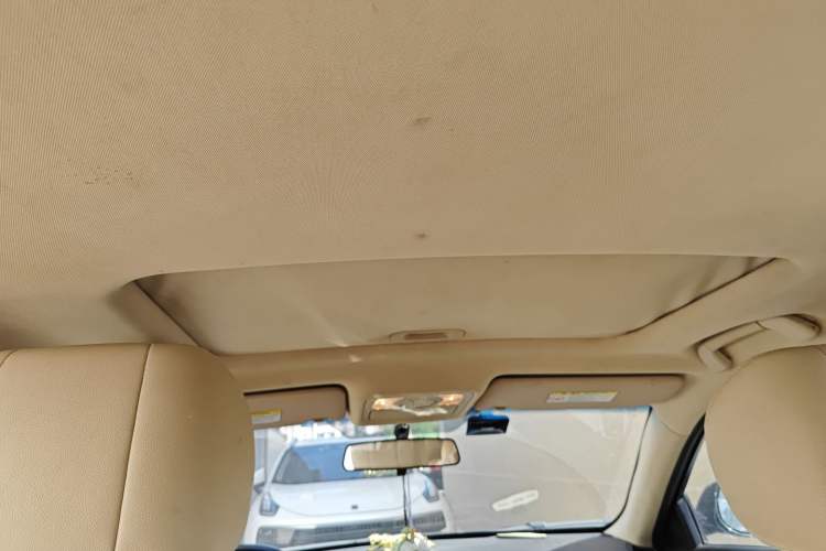 Used CHANGAN Raeton 2014 1.8T Automatic Elite Anniversary Edition China IV Standard Headliner