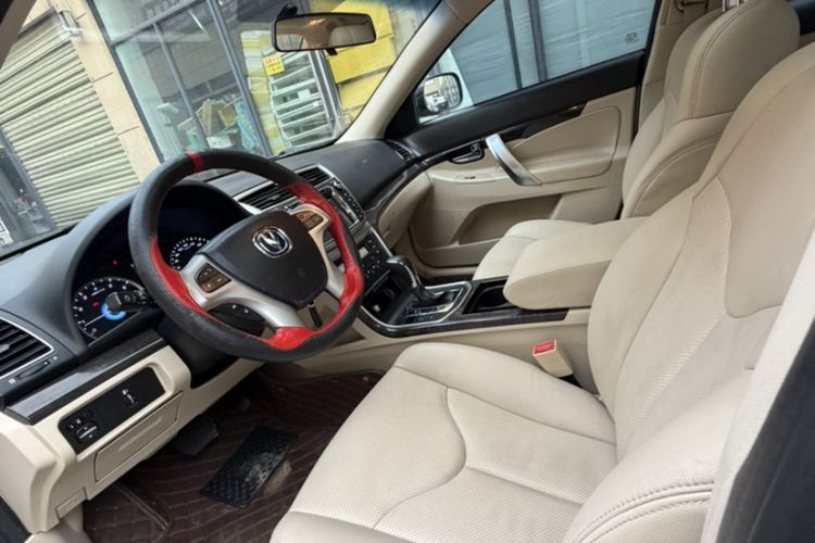 Used CHANGAN Raeton 2014 1.8T Automatic Elite Anniversary Edition China IV Standard Interior 2
