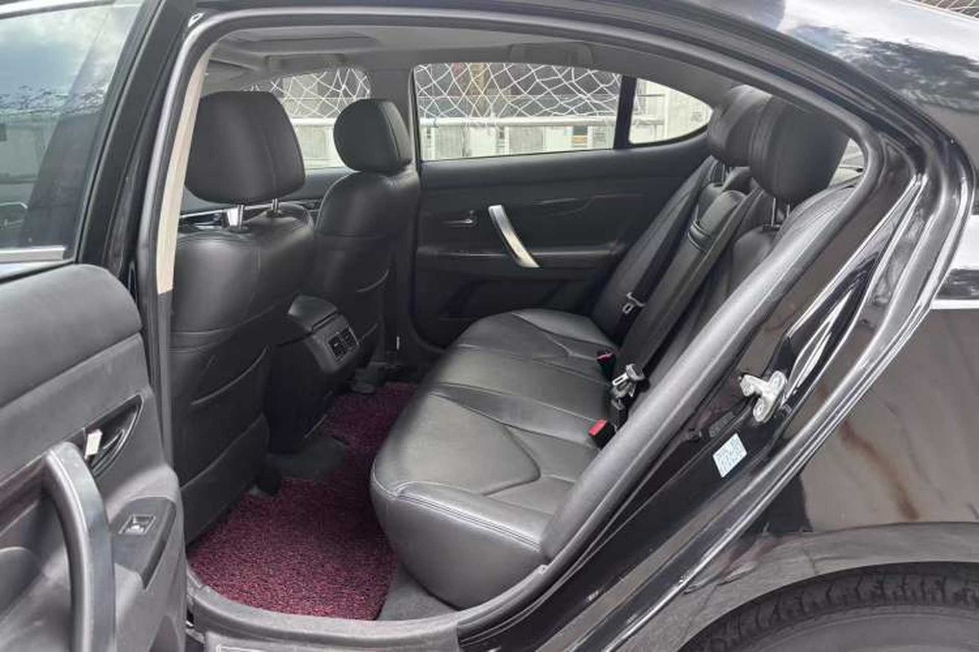 Used CHANGAN Raeton 2014 1.8T Automatic Prestige Anniversary Edition China V Standard Interior 3
