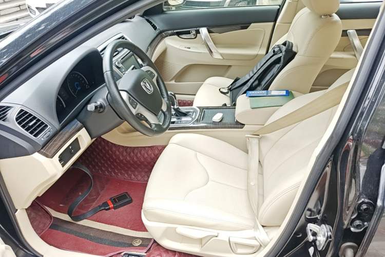 Used CHANGAN Raeton 2014 1.8T Automatic Elite Anniversary Edition China IV Standard Left Front Seat