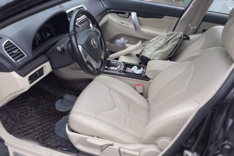 Used CHANGAN Raeton 2014 1.8T Automatic Elite Anniversary Edition China IV Standard Left Front Seat