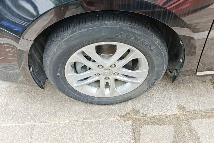 Used CHANGAN Raeton 2014 1.8T Automatic Elite Anniversary Edition China IV Standard Left Front Wheel Hub