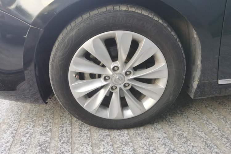 Used CHANGAN Raeton 2014 1.8T Automatic Prestige Anniversary Edition China IV Standard Left Front Wheel Hub