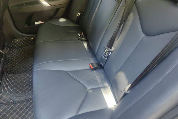 Used CHANGAN Raeton 2014 1.8T Automatic Prestige Anniversary Edition China IV Standard Left Rear Seat