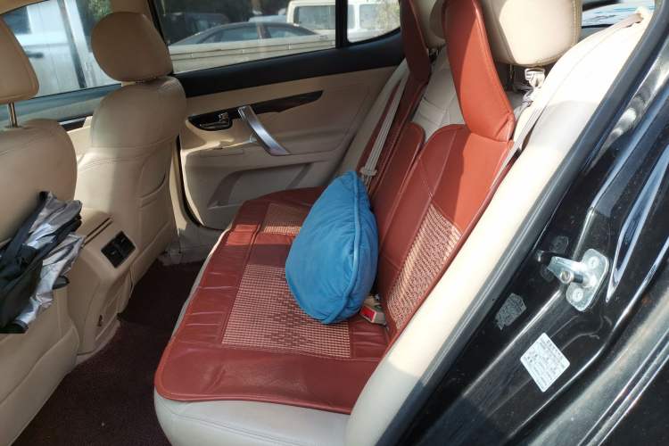 Used CHANGAN Raeton 2014 1.8T Automatic Elite Anniversary Edition China IV Standard Left Rear Seat