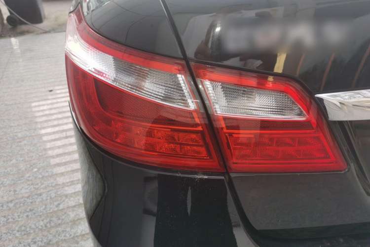 Used CHANGAN Raeton 2014 1.8T Automatic Prestige Anniversary Edition China IV Standard Left Rear Taillight
