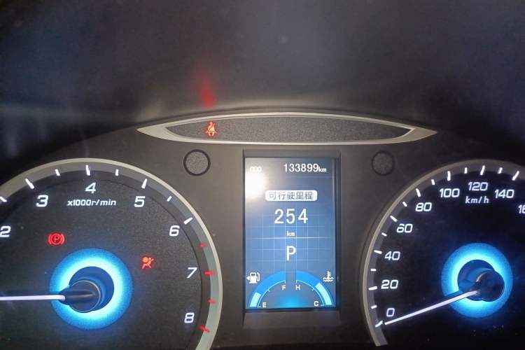 Used CHANGAN Raeton 2014 1.8T Automatic Prestige Anniversary Edition China IV Standard Odometer Close Up