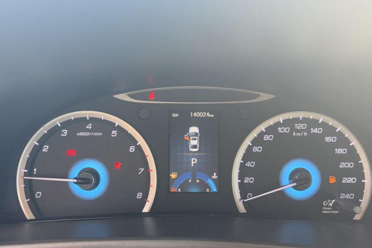 Used CHANGAN Raeton 2014 1.8T Automatic Elite Anniversary Edition China IV Standard Odometer Close Up