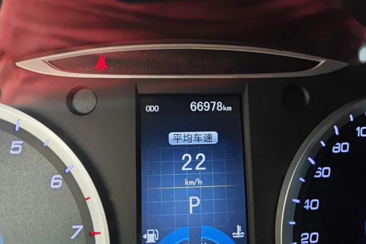 Used CHANGAN Raeton 2014 1.8T Automatic Elite Anniversary Edition China IV Standard Odometer Close Up
