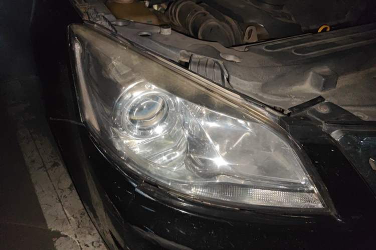 Used CHANGAN Raeton 2014 1.8T Automatic Prestige Anniversary Edition China IV Standard Right Front Headlight