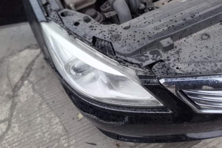 Used CHANGAN Raeton 2014 1.8T Automatic Elite Anniversary Edition China IV Standard Right Front Headlight