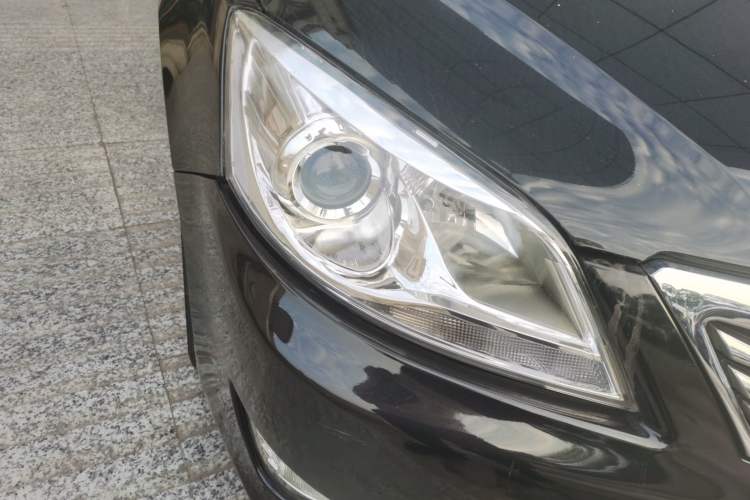 Used CHANGAN Raeton 2014 1.8T Automatic Prestige Anniversary Edition China IV Standard Right Front Headlight