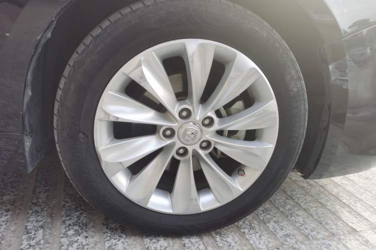 Used CHANGAN Raeton 2014 1.8T Automatic Prestige Anniversary Edition China IV Standard Right Front Wheel Hub