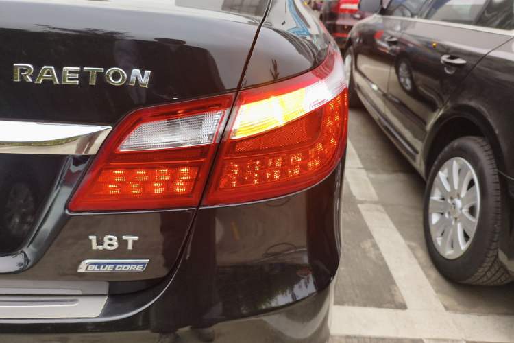 Used CHANGAN Raeton 2014 1.8T Automatic Elite Anniversary Edition China IV Standard Right Rear Taillight