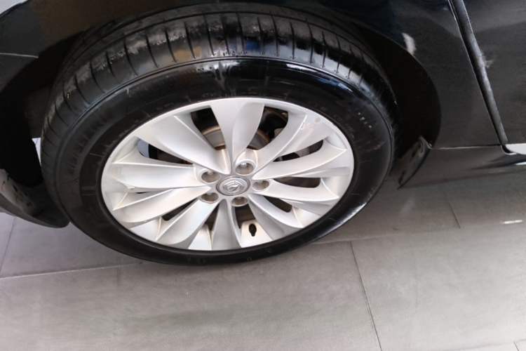 Used CHANGAN Raeton 2014 1.8T Automatic Prestige Anniversary Edition China V Standard Right Rear Wheel Hub