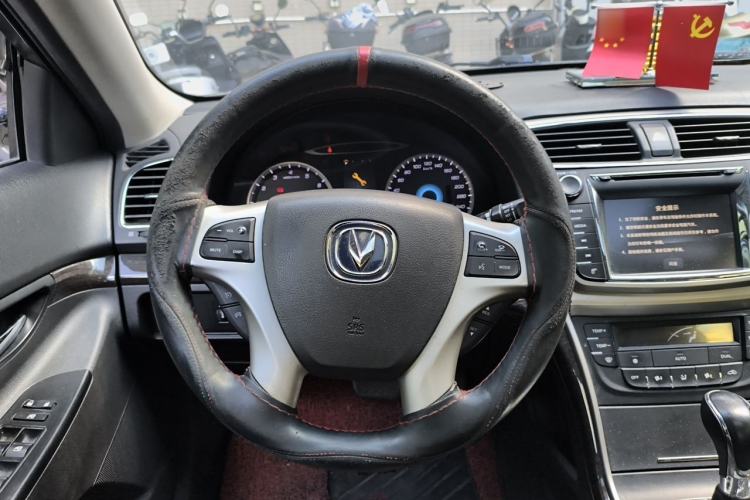 Used CHANGAN Raeton 2014 1.8T Automatic Prestige Anniversary Edition China V Standard Steering Wheel
