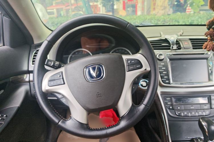 Used CHANGAN Raeton 2014 1.8T Automatic Prestige Anniversary Edition China IV Standard Steering Wheel