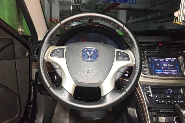 Used CHANGAN Raeton 2014 1.8T Automatic Prestige Anniversary Edition China IV Standard Steering Wheel