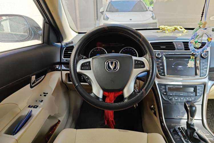 Used CHANGAN Raeton 2014 1.8T Automatic Elite Anniversary Edition China IV Standard Steering Wheel