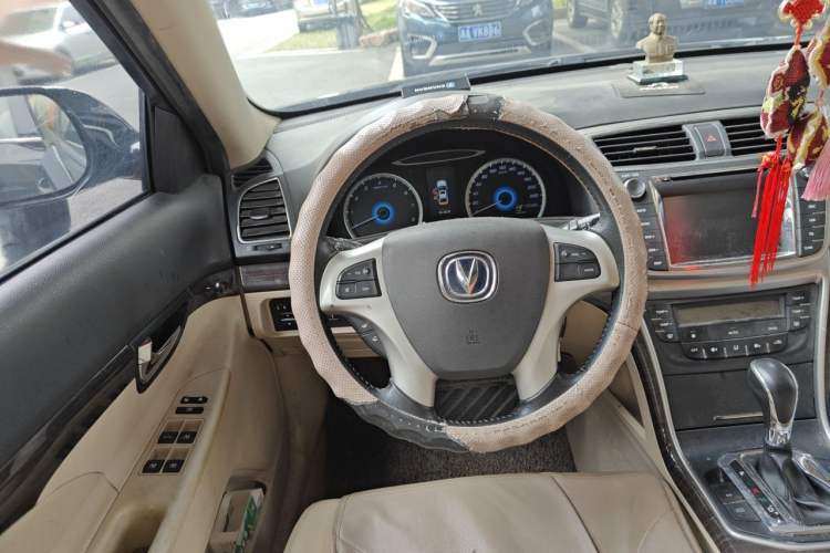 Used CHANGAN Raeton 2014 1.8T Automatic Elite Anniversary Edition China IV Standard Steering Wheel