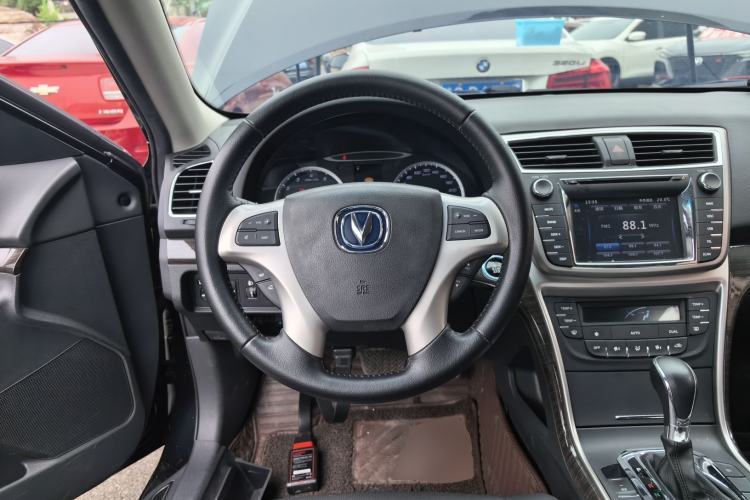 Used CHANGAN Raeton 2014 1.8T Automatic Prestige Anniversary Edition China IV Standard Steering Wheel