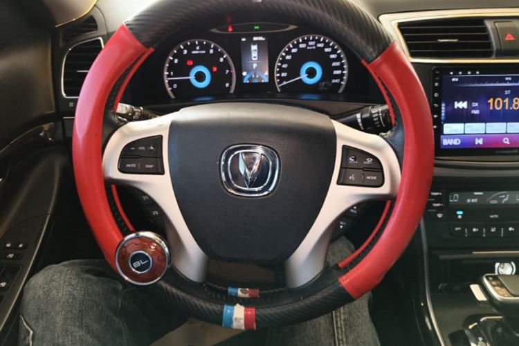 Used CHANGAN Raeton 2014 1.8T Automatic Prestige Anniversary Edition China V Standard Steering Wheel