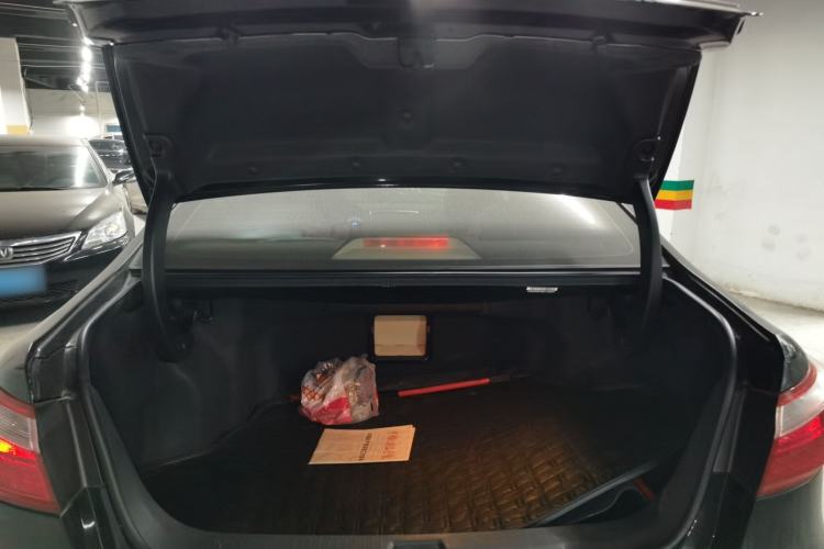 Used CHANGAN Raeton 2014 1.8T Automatic Elite Anniversary Edition China IV Standard Trunk