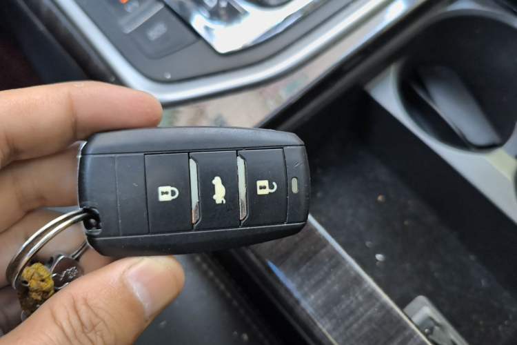 Used CHANGAN Raeton 2014 1.8T Automatic Prestige Anniversary Edition China V Standard Vehicle Key