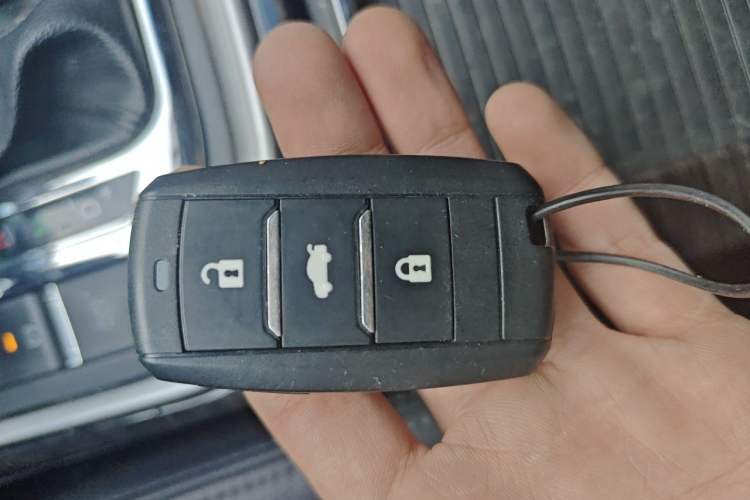 Used CHANGAN Raeton 2014 1.8T Automatic Prestige Anniversary Edition China V Standard Vehicle Key