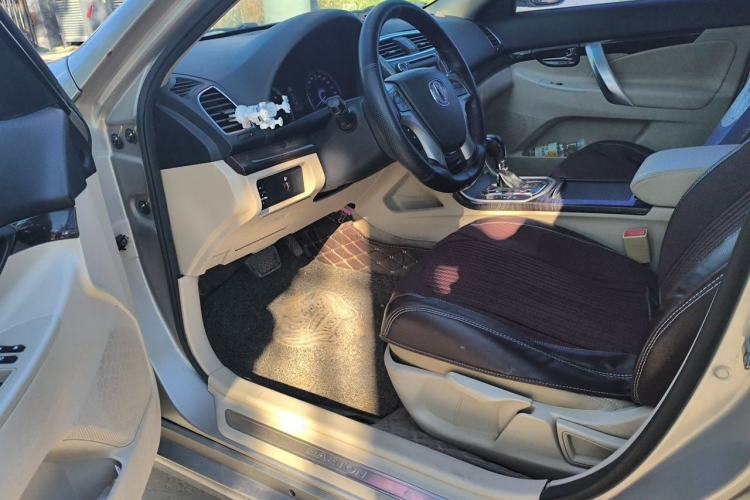Used CHANGAN Raeton 2014 1.8T Automatic Elite Anniversary Edition China IV Standard Driver Seat
