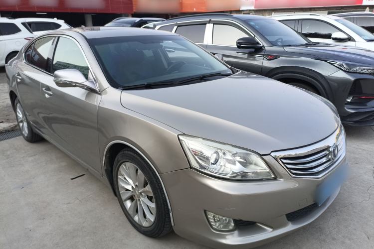 Used CHANGAN Raeton 2014 1.8T Automatic Prestige Anniversary Edition China IV Standard Front Right 45 Deg