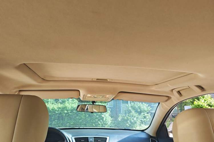 Used CHANGAN Raeton 2014 1.8T Automatic Elite Anniversary Edition China IV Standard Headliner