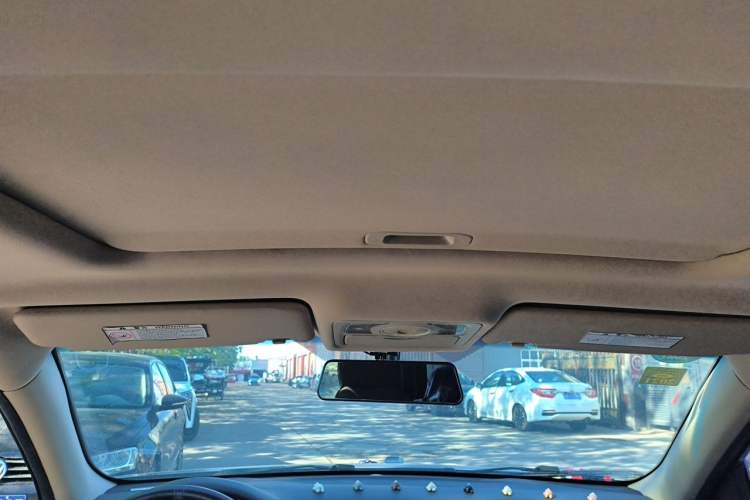 Used CHANGAN Raeton 2014 1.8T Automatic Elite Anniversary Edition China IV Standard Headliner