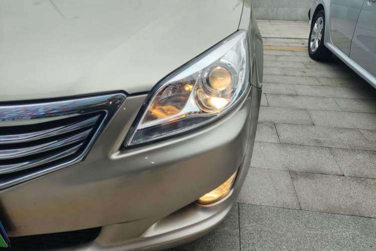Used CHANGAN Raeton 2014 1.8T Automatic Elite Anniversary Edition China IV Standard Left Front Headlight