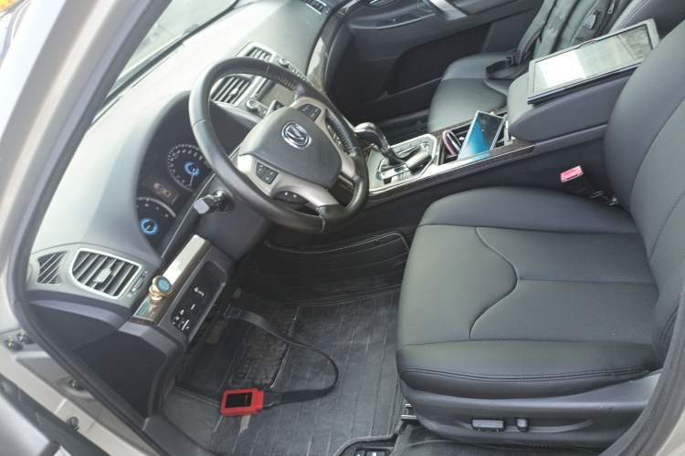Used CHANGAN Raeton 2014 1.8T Automatic Prestige Anniversary Edition China IV Standard Left Front Seat