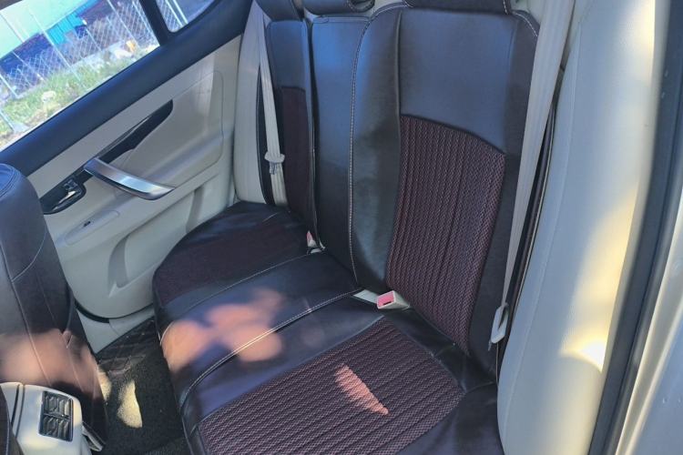 Used CHANGAN Raeton 2014 1.8T Automatic Elite Anniversary Edition China IV Standard Left Rear Seat
