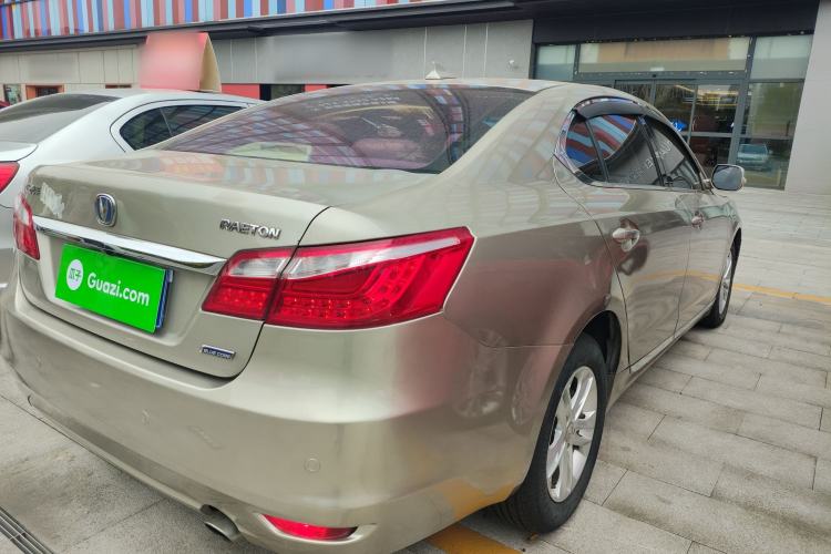 Used CHANGAN Raeton 2014 1.8T Automatic Elite Anniversary Edition China IV Standard Rear Right 45 Deg