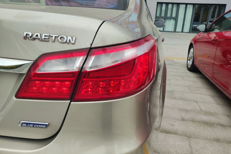 Used CHANGAN Raeton 2014 1.8T Automatic Elite Anniversary Edition China IV Standard Right Rear Taillight