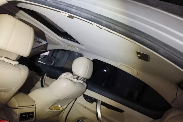 Used CHANGAN Raeton 2014 1.8T Automatic Elite Anniversary Edition China IV Standard Headliner