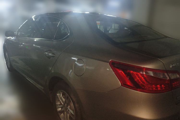 Used CHANGAN Raeton 2014 1.8T Automatic Elite Anniversary Edition China IV Standard Rear Left 45 Deg